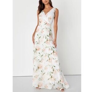 Lulus Romantic Possibilities Floral Print Maxi Dress Ethereal Deep-V Size M Soft
